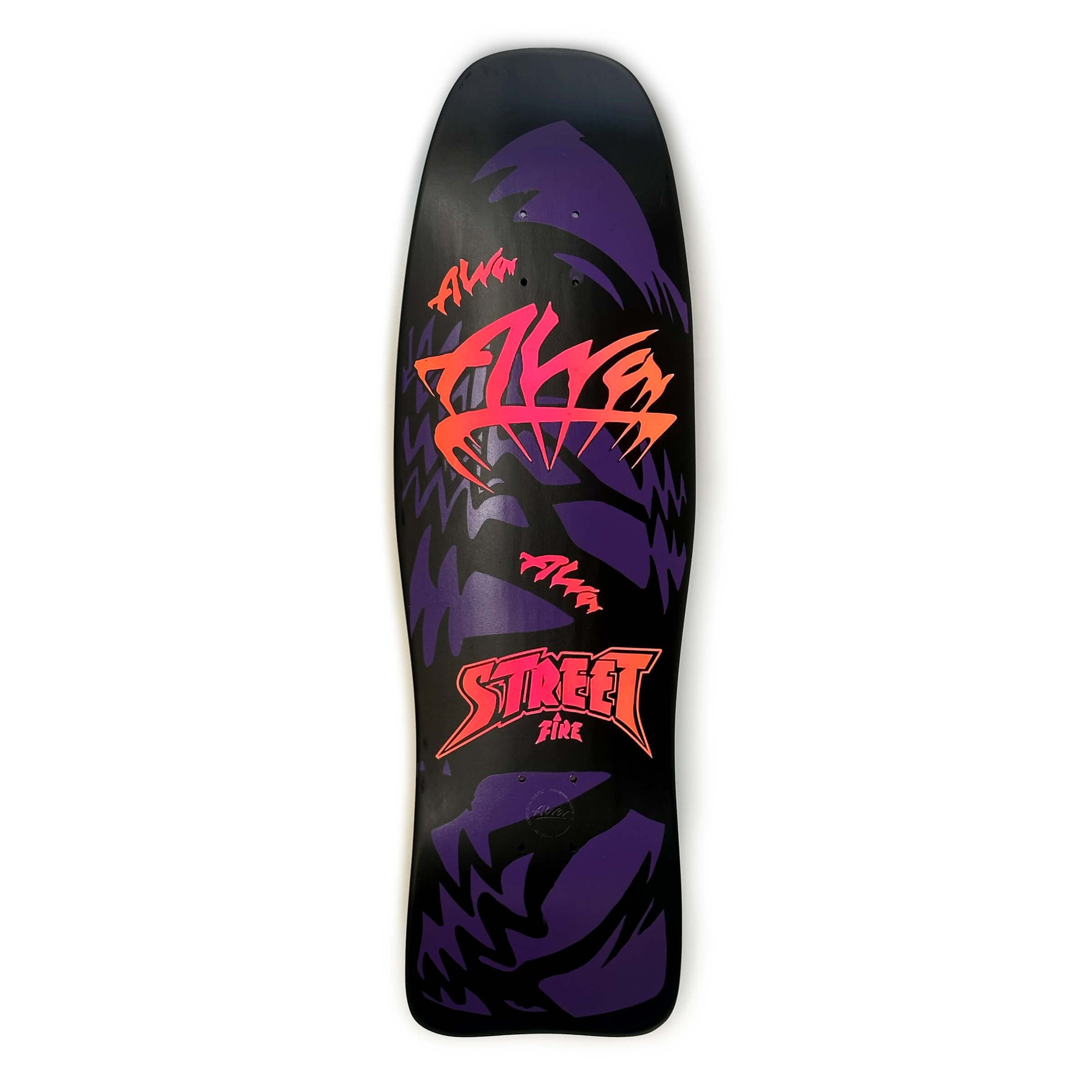 Alva Modern Agresion with a Street Fire Black with purple graphic deck