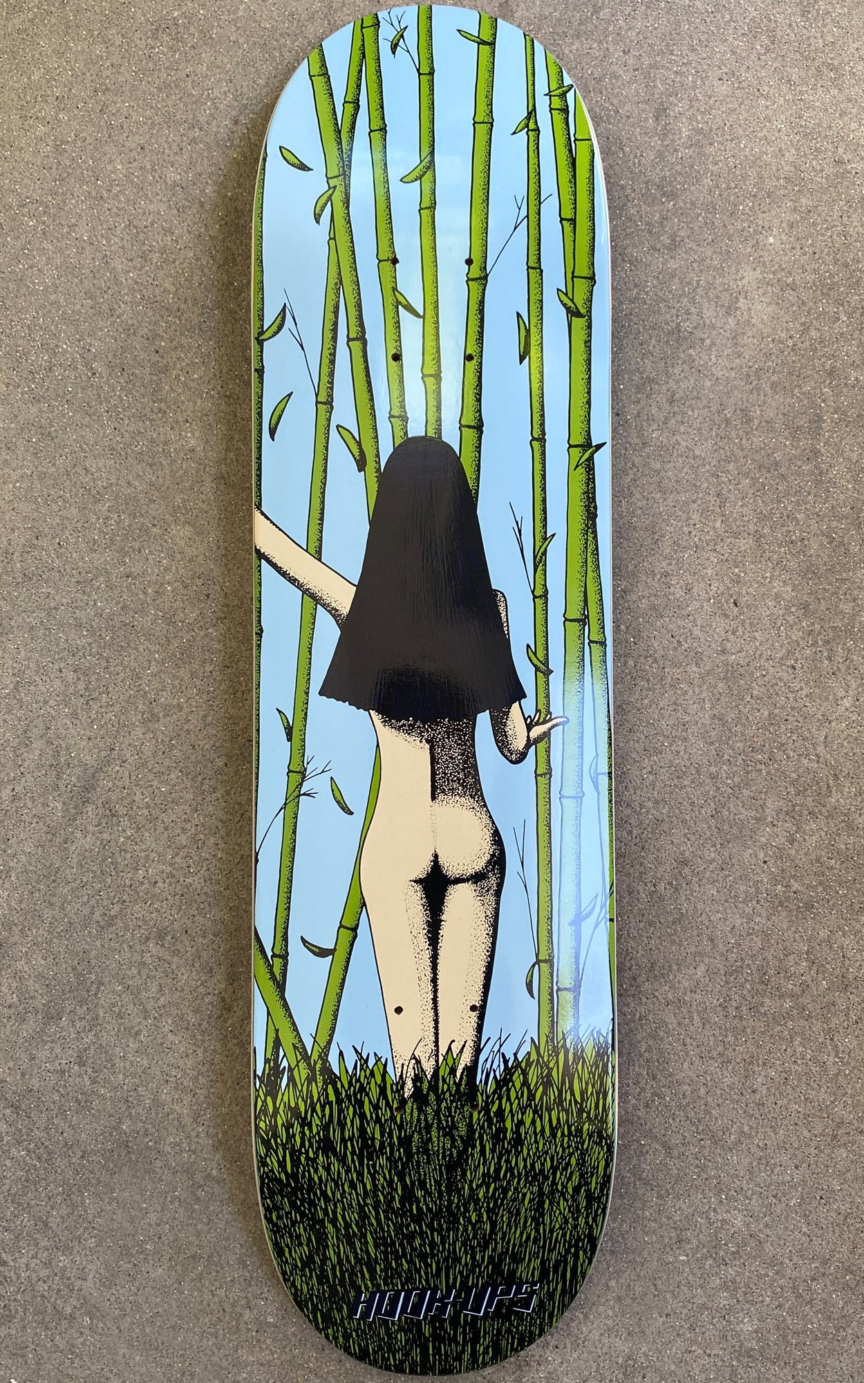 Hook-Ups Bamboo Forest deck