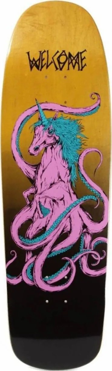 Welcome Seahorse on Slappy Slap (Black/Yellow) deck