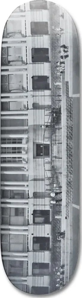 Skateboard Cafe CAFE x DC SHOES Lloyds Photo deck