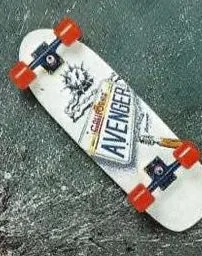 Sure-Grip Avenger deck in the Sure Grip International 1985
