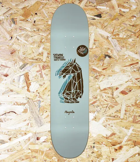 Magenta Sylvain Tognelli deck