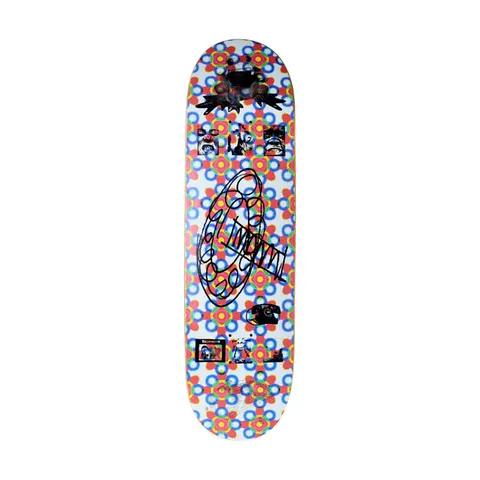 Quasi Wallpaper C deck
