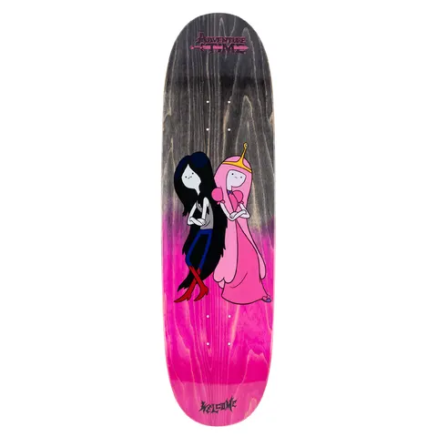 Welcome ADVENTURE TIME X WELCOME - Princess Power on Son of Boline skateboard deck: Two cartoon characters stand back to back with arms folded: a dark-haired girl in red boots and a pink princess with a gold crown. Adventure Time logo at the top, on a black-to-pink faded veneer.