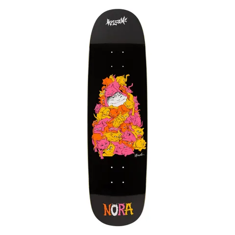 Welcome Nora Vasconcellos Purr Pile on Sphynx - Black - 8.8 skateboard deck: Pyramid-shaped pile of pink, orange and yellow cats with a smiling girl's face at its centre, on a black wide shaped deck. Welcome logo at top and NORA lettering at the tail.